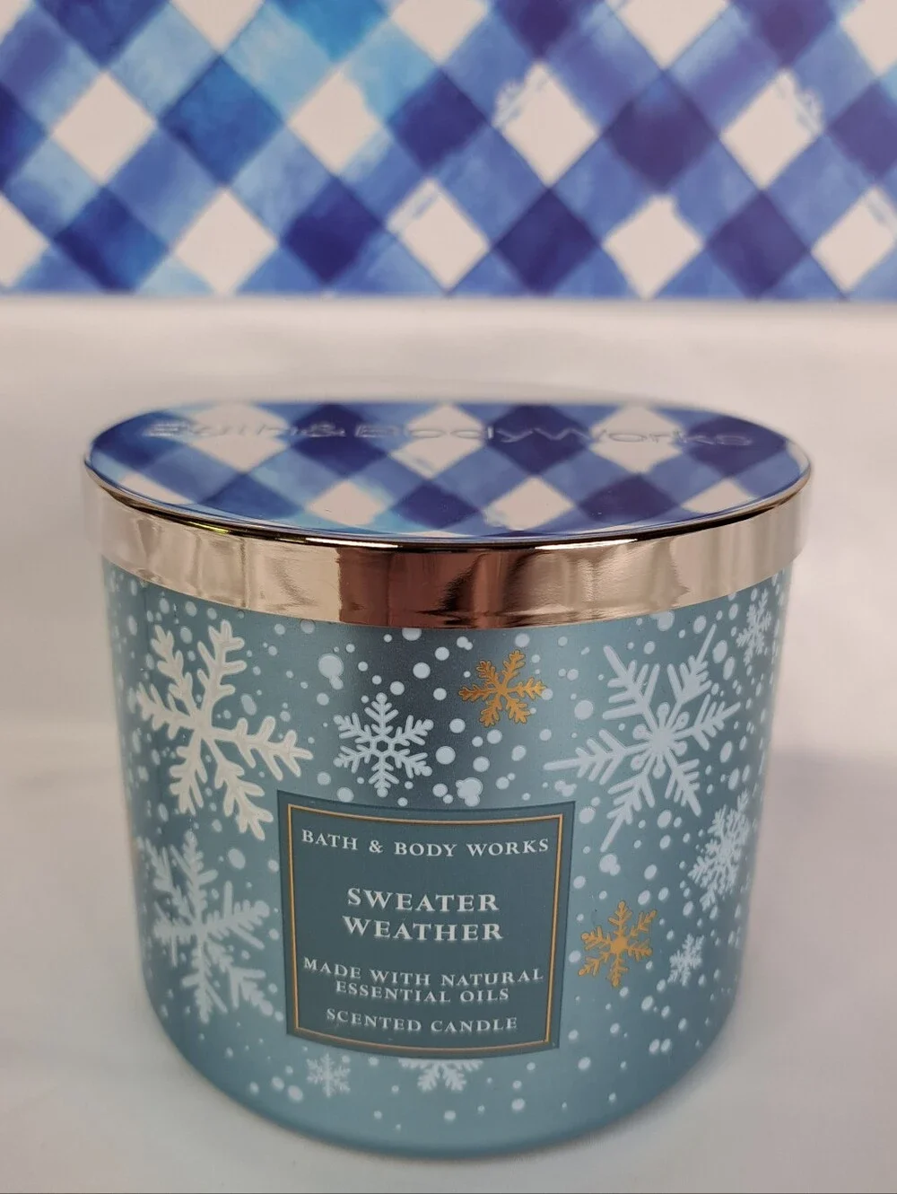Bath & Body Works 'SWEATER WEATHER' Scented 3-Wick Candle in Luminious Wrap - Picture 11 of 11